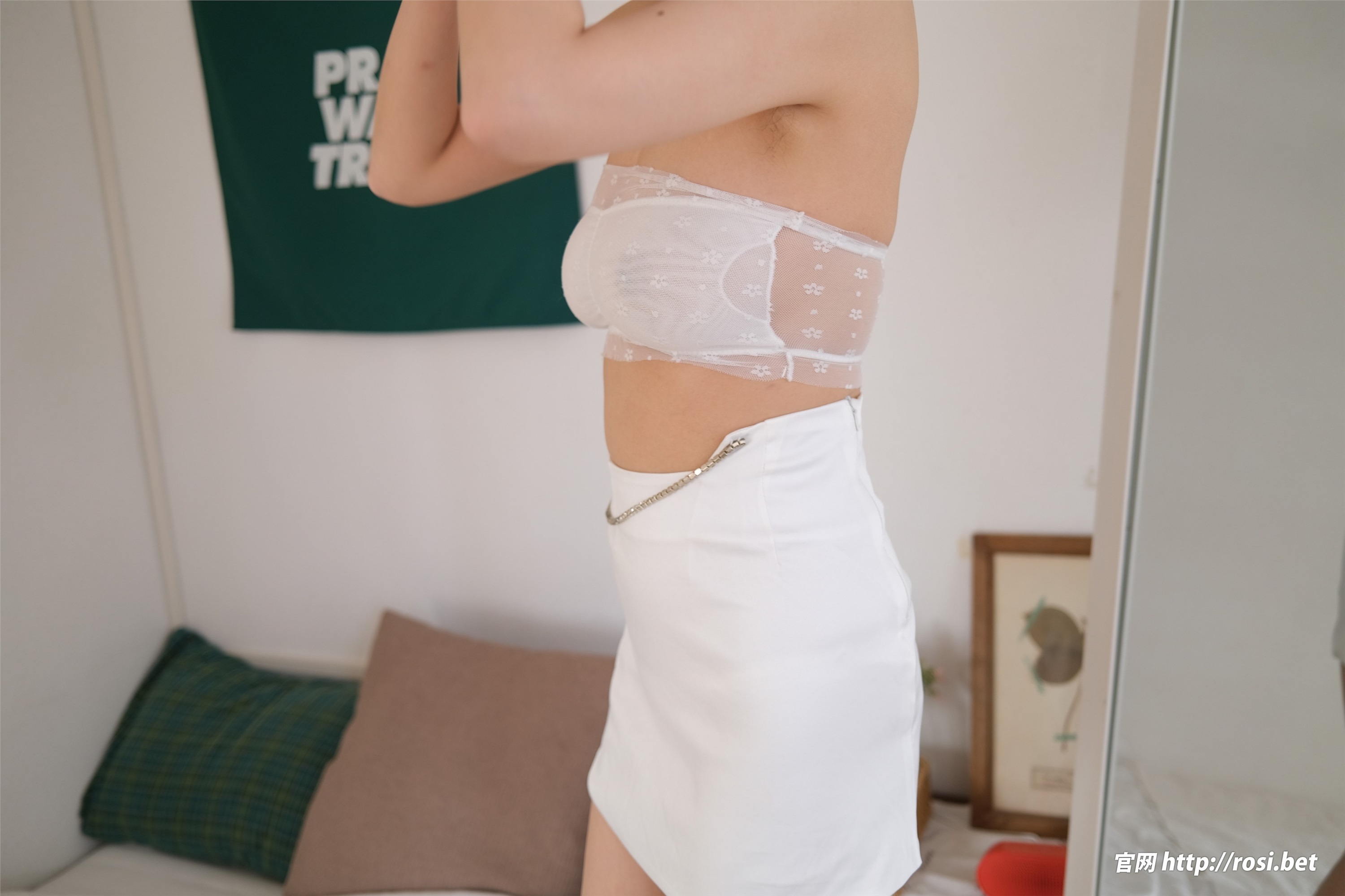 ROSI写真 2023.12.21 NO.4399